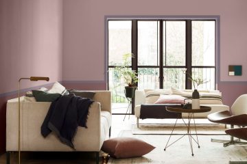 lavender-two-tone-wall-with-cream-sofas